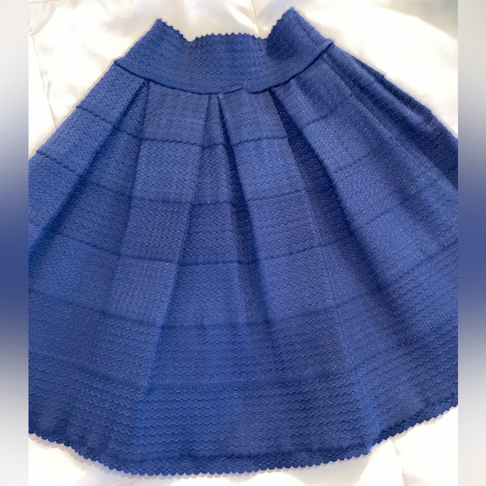 Stretch waist skirt